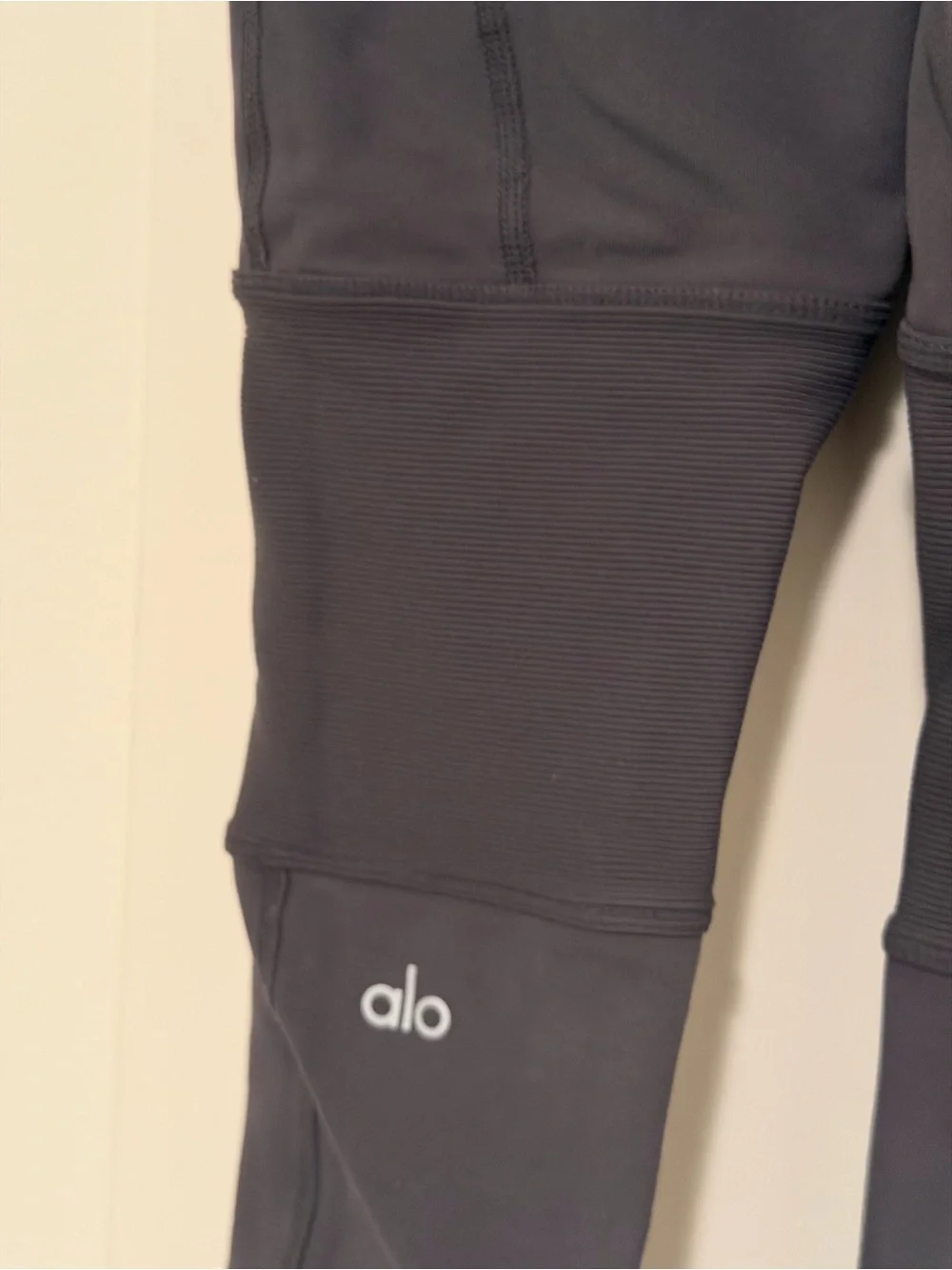 ALO Yoga alo yoga